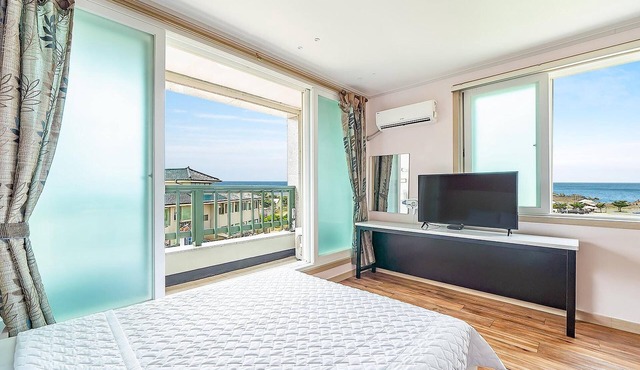 Taean Badaneomeo Pension