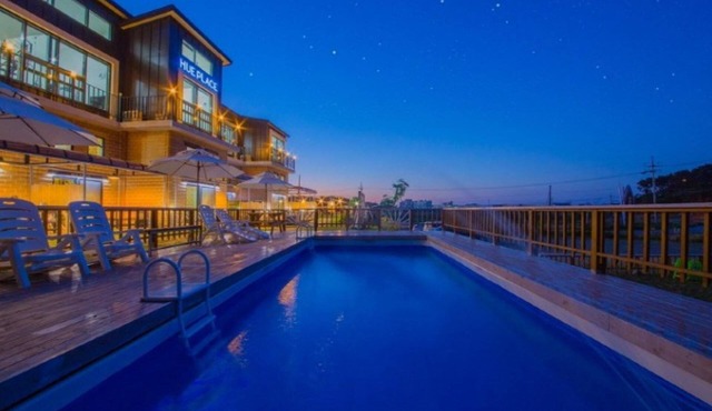 Taean Hue Place Pool Villa