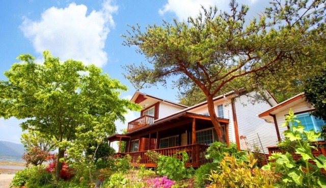 Taean Seogyanguichueok Pension