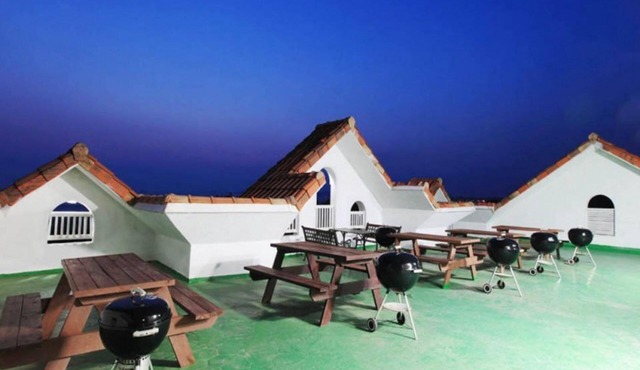 Taean Sharon Pension