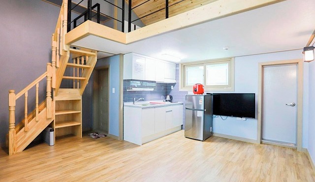 Taean Solbat Pension