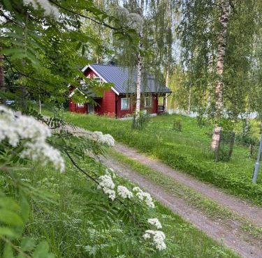 Tahkon Riihiranta - 4 bedroom villa by the lake - Tasokas tilava rantamökki