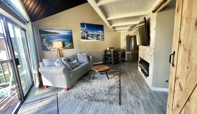 Tahoe Keys Loft Condo · Garage · Near Casinos and Lake