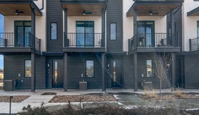 Terrace At Two Rivers 3 Bedroom Townhouse