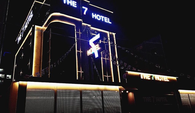 The 7 Hotel