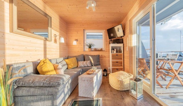 The Goose Modern Retreat