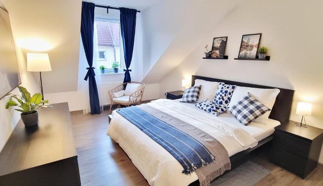 The Lume Flat - Self Check-in 2BR Family Apartment in Prague 8 Near Tram