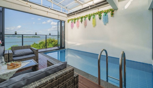 Tongyeong Areubyu Pool Villa