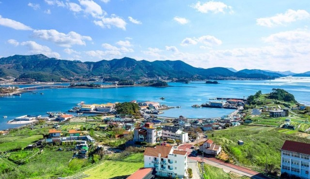 Tongyeong Haeorum Kids Pension