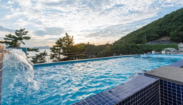 Tongyeong Nerja 21 Pension