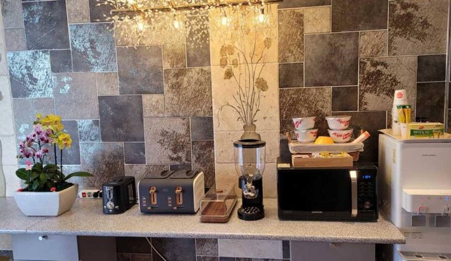 Tongyeong Omad Hotel