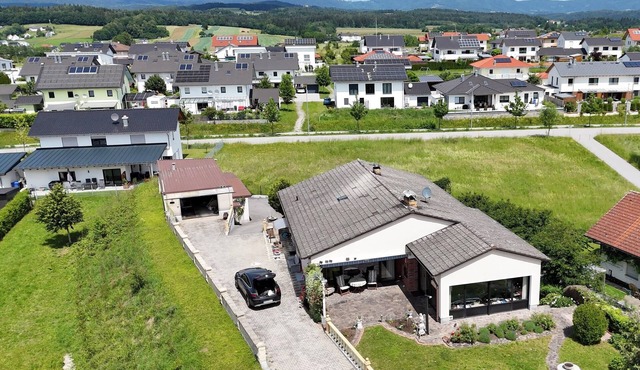 Top location in the Bavarian Forest - Cozy house with terrace & panoramic views