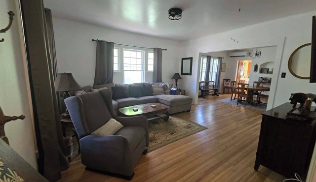 Trinidad Getaway with a side of Tranquility - near downtown