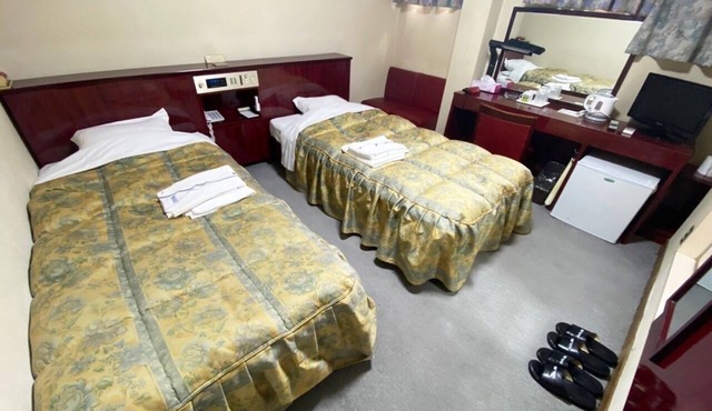 Twin room smoking 3minute walk from JR Mihara/Mihara Hiroshima