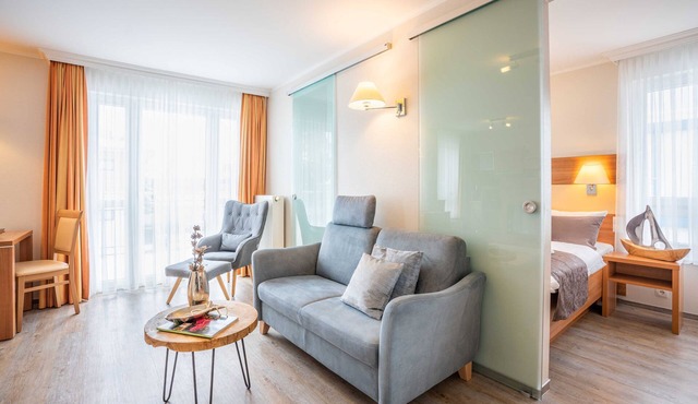 Type I/Nr. 14 pages Sea view - beach house Aurell - directly on the Baltic Sea beach