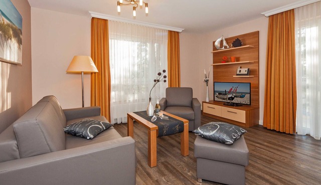 Type II/Nr. 1 - Strandhaus Aurell - directly on the Baltic Sea beach