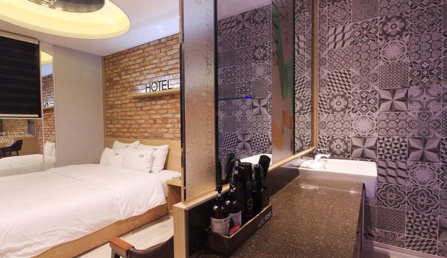 Ulsan KTX Station Hotel Foss