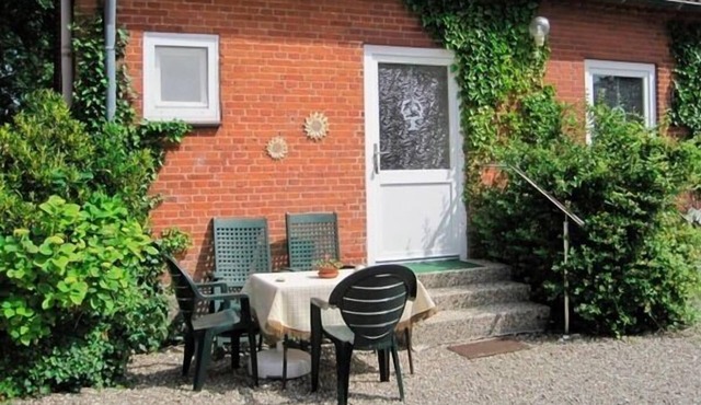 Vacation apartment/apartment for 4 guests with 50m² in Fehmarn OT Dänschendorf (11196)