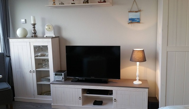 Vacation apartment/apartment for 2 guests with 25m² in Fehmarn OT Burgtiefe (51738)
