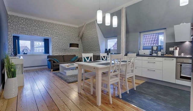 Vacation apartment/apartment for 4 guests with 84m² in Fehmarn OT Burg (15341)