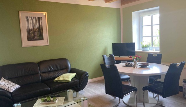 Vacation apartment 2 west - Holiday home Butje