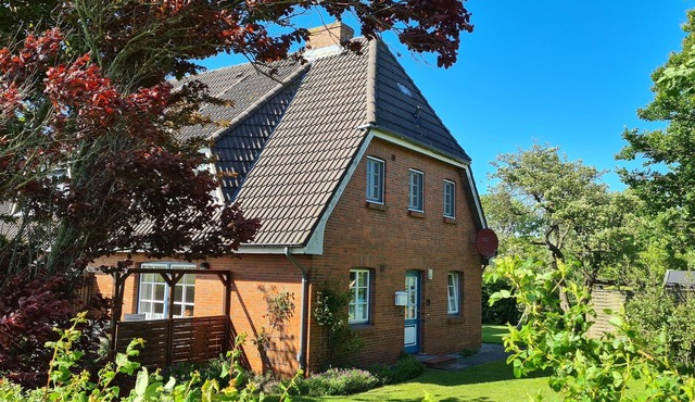 Vacation apartment/apartment for 2 guests with 50m² in Wrixum on Föhr (168726)