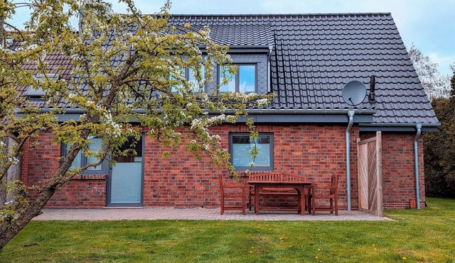 Vacation apartment/apartment for 2 guests with 71m² in Friedrichskoog (247722)