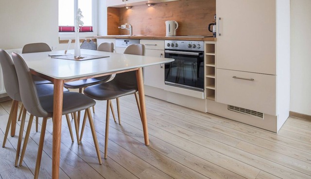 Vacation apartment/apartment for 5 guests with 63m² in Fehmarn (51625)