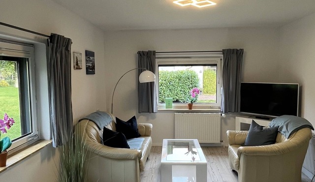Vacation apartment close to nature in the city not far from the fishing port