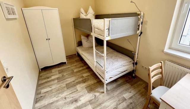 Vacation apartment Alte Schule "Johann C. F. GutsMuths"