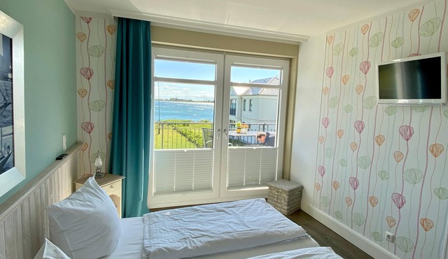 Vacation apartment Fehmarn sea view - terrace & beach near Fehmarnsund