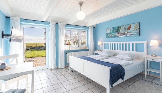 Vacation apartment "Lisa" in Husum-Schobüll for up to 2 people
