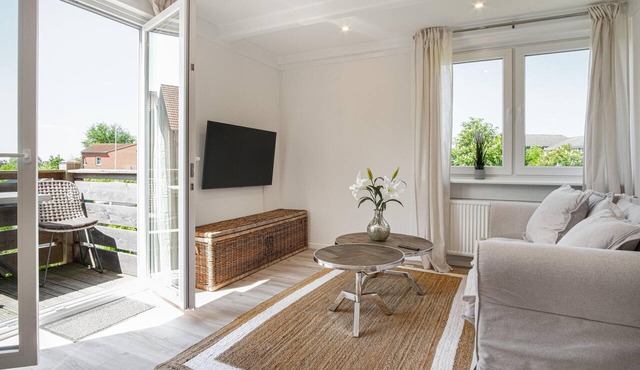 Vacation apartment "Nordlicht Refugium" with balcony for relaxing time-outs