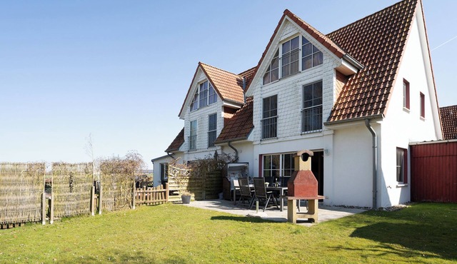 Vacation apartment Vadersdorf VIc with terrace on Fehmarn