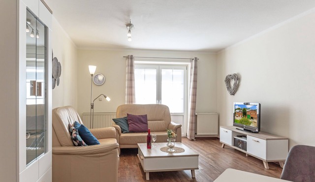 Vacation apartment/apartment for 5 guests with 75m² in Fehmarn OT Wenkendorf (127207)