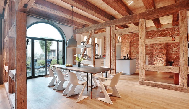Vacation home feeling in the heart of the old town - 180 m2 over 2 floors, 3 bedrooms, fireplace