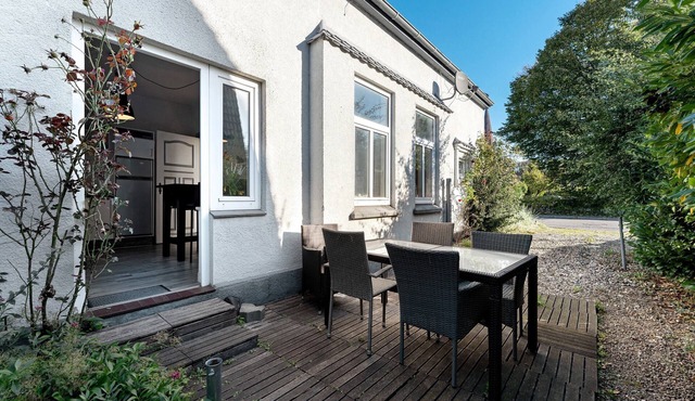 Vacation Home "Insel Hus" with Private Terrace, Garden & Wi-Fi