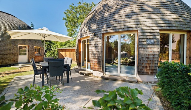 Vacation home "Selene" on Lake Tollensesee in quiet nature