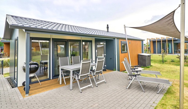 Vacation home "Theres" on the lake with modern facilities