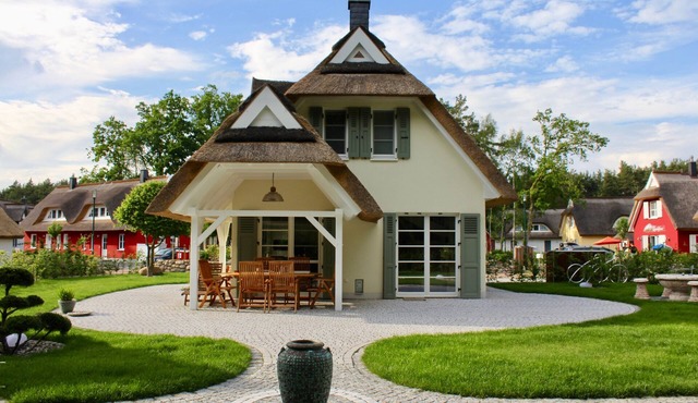 Vacation home "Zeitlos": office, sauna, fireplace up to 6 persons - in 350m beach & Bodden