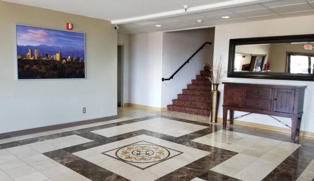 Vacation Starts Here! 3 Convenient units, Dining, Near Plum Creek Golf Course