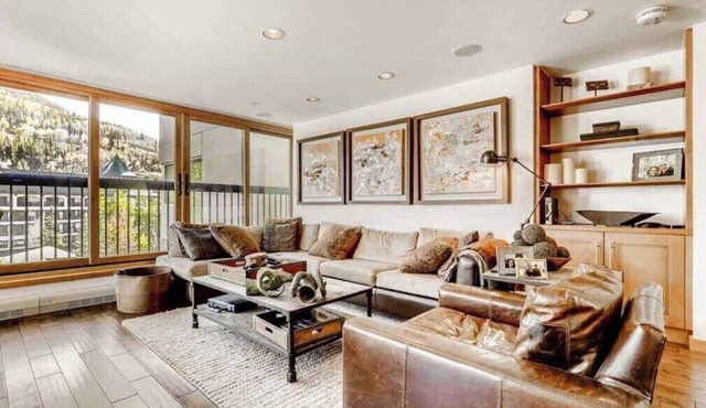 VB | 3 BR Lionshead Condo - Hot Tub, Vail Views