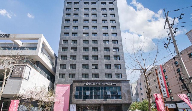 Vella Suite Hotel