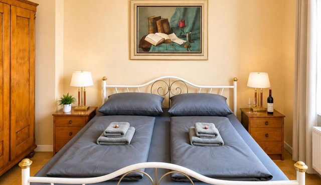 Velmora Boutique Suites: Vintage design apartment near the center