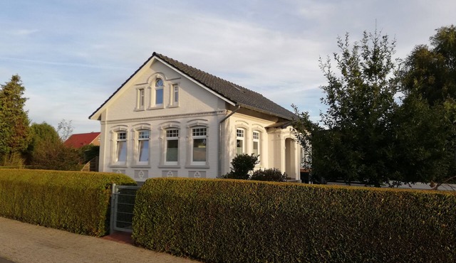 "Villa de Witt" vacation for up to 6 people in historic East Frisian flair