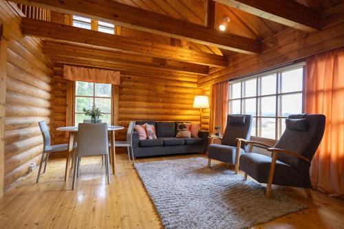 Villa Varpunen - Peaceful 2BR Cabin with Sauna