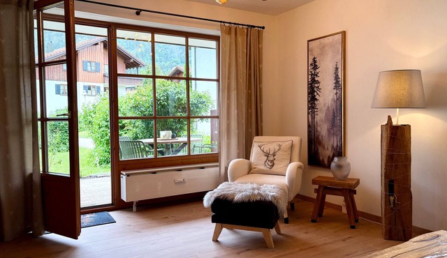 Vilstalstüble Apartment with Mountain View, Private Terrace, Wi-Fi & Underground Parking
