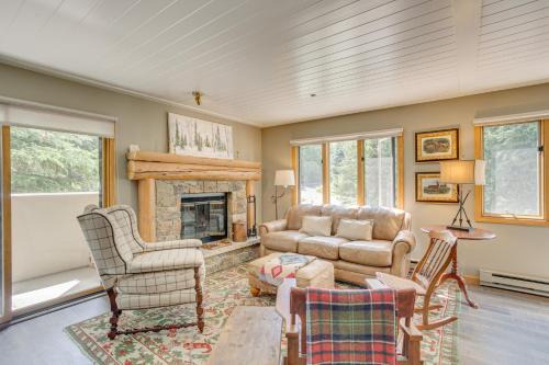 Walk to Beaver Creek Village: Cozy Condo!