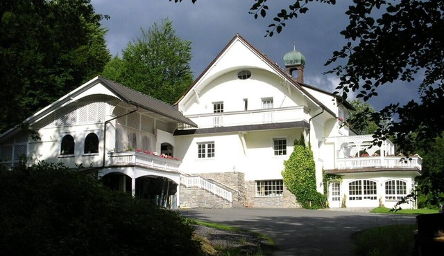 Welcome to Haus Diana!