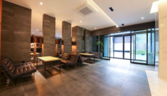 West In Hotel